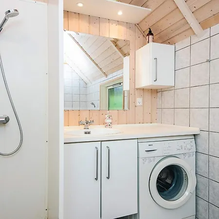 Eco-friendly Retreat With - By Traum Дом отдыха Блаванн