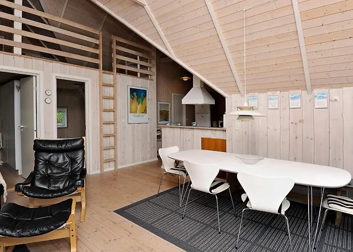 Eco-friendly Retreat With - By Traum Casa vacanze Blåvand