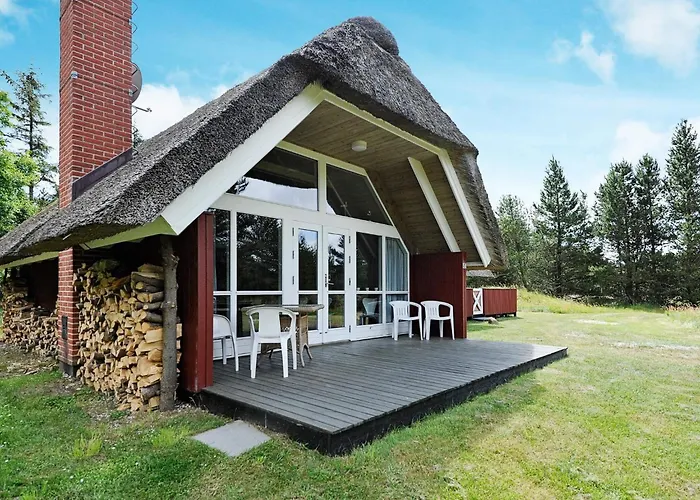 Eco-friendly Retreat With - By Traum *